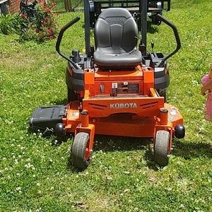 Meet your Posher, Eli